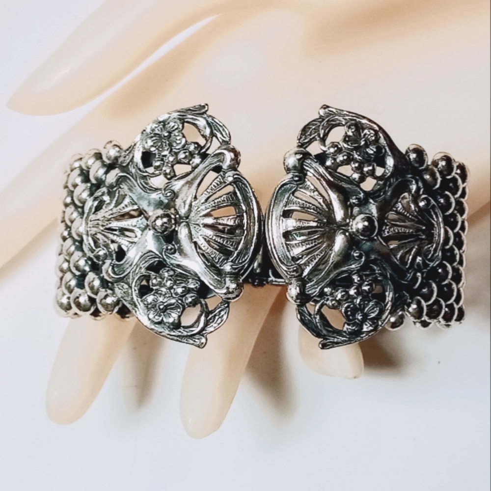 Vintage Schiaparelli Art Nouveau Clamper Bracelet